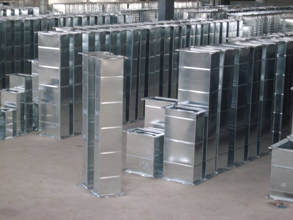 角（jiǎo）鋼（gāng）法蘭風管優（yōu）點及（jí）用途