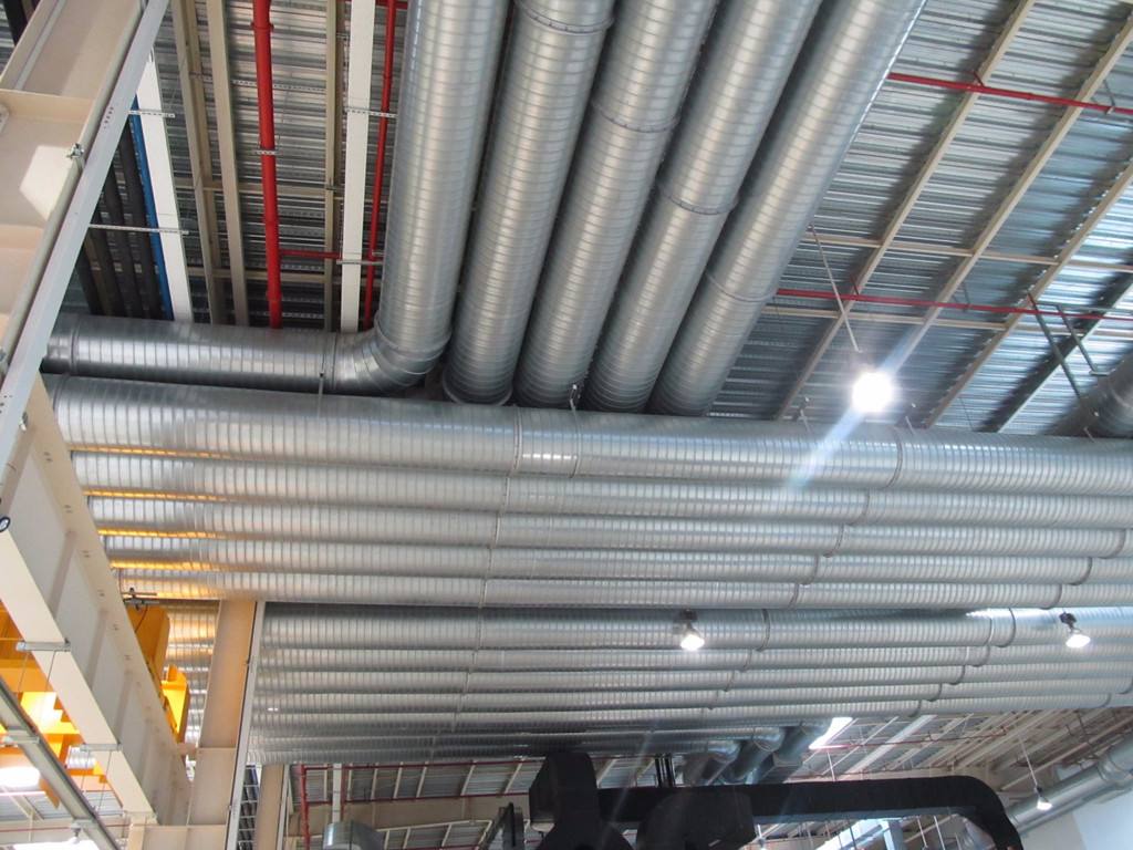 角鋼法（fǎ）蘭風管優點及用途（tú） 